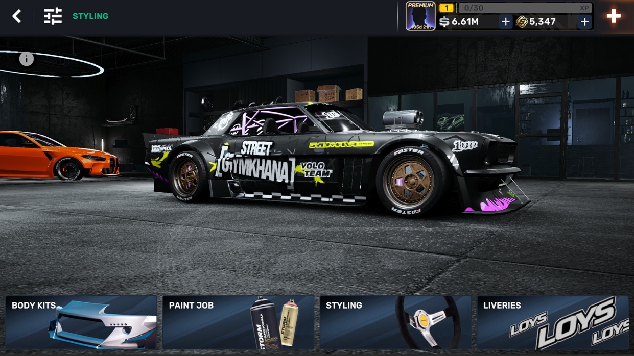 CarX Street ボディキットやペイントを変更するビジュアルカスタム画面
